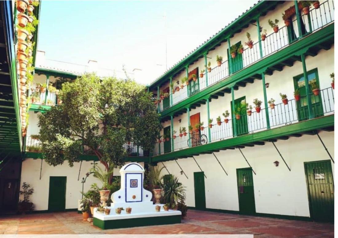 Casa Duque Compartida Familiar 2- Habitacion Bano Propio Siviglia Esterno foto