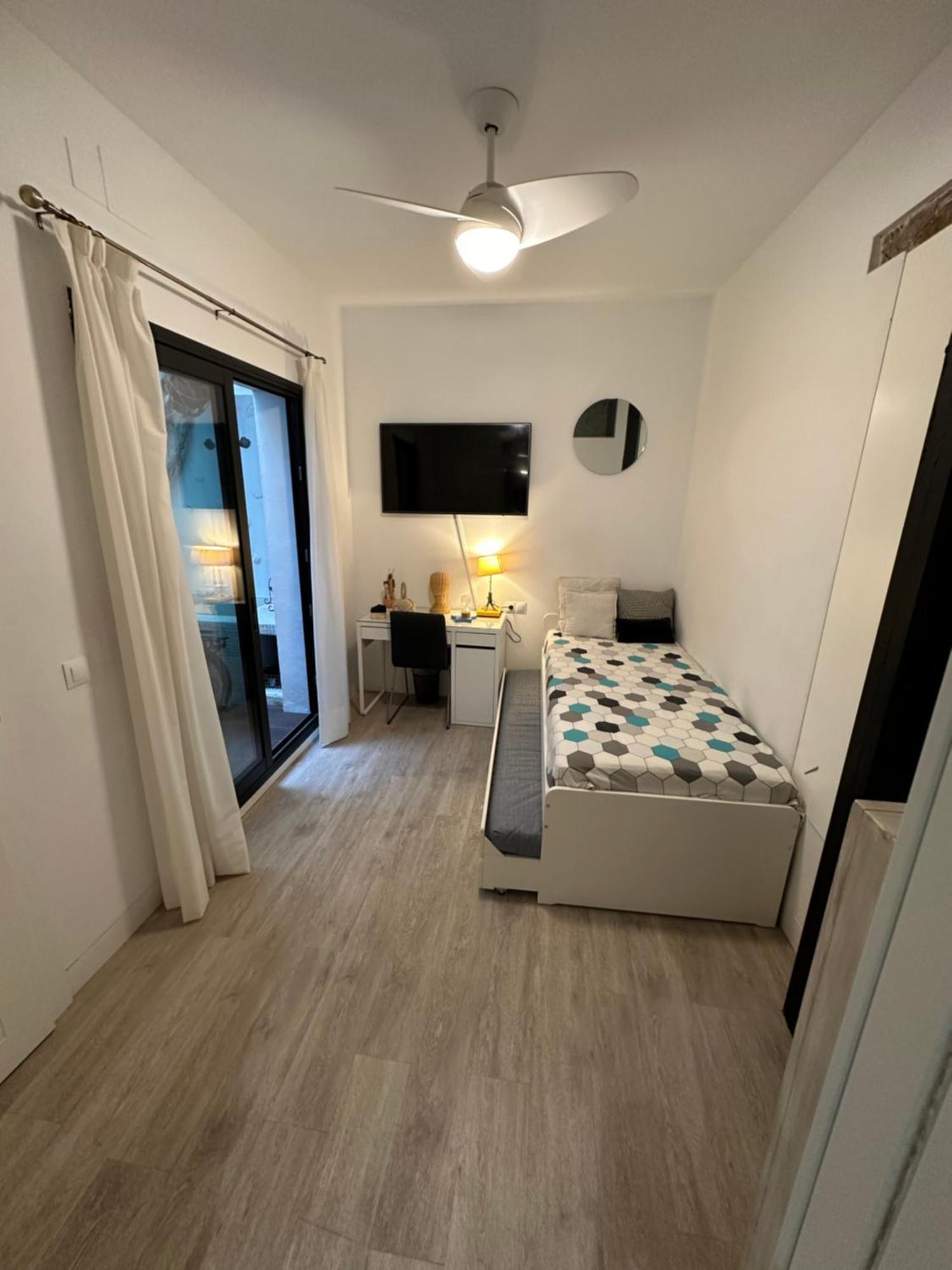 Casa Duque Compartida Familiar 2- Habitacion Bano Propio Siviglia Esterno foto