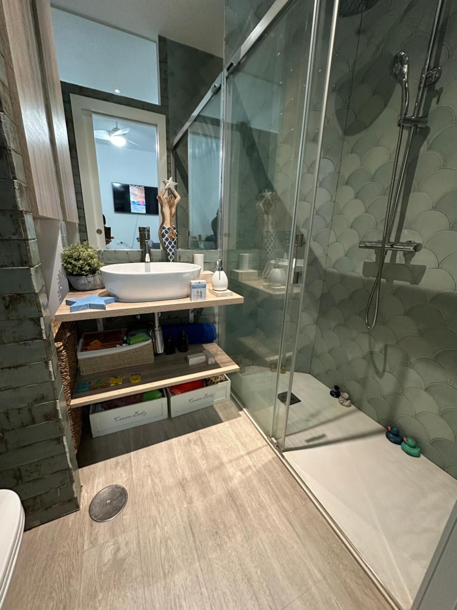 Casa Duque Compartida Familiar 2- Habitacion Bano Propio Siviglia Esterno foto